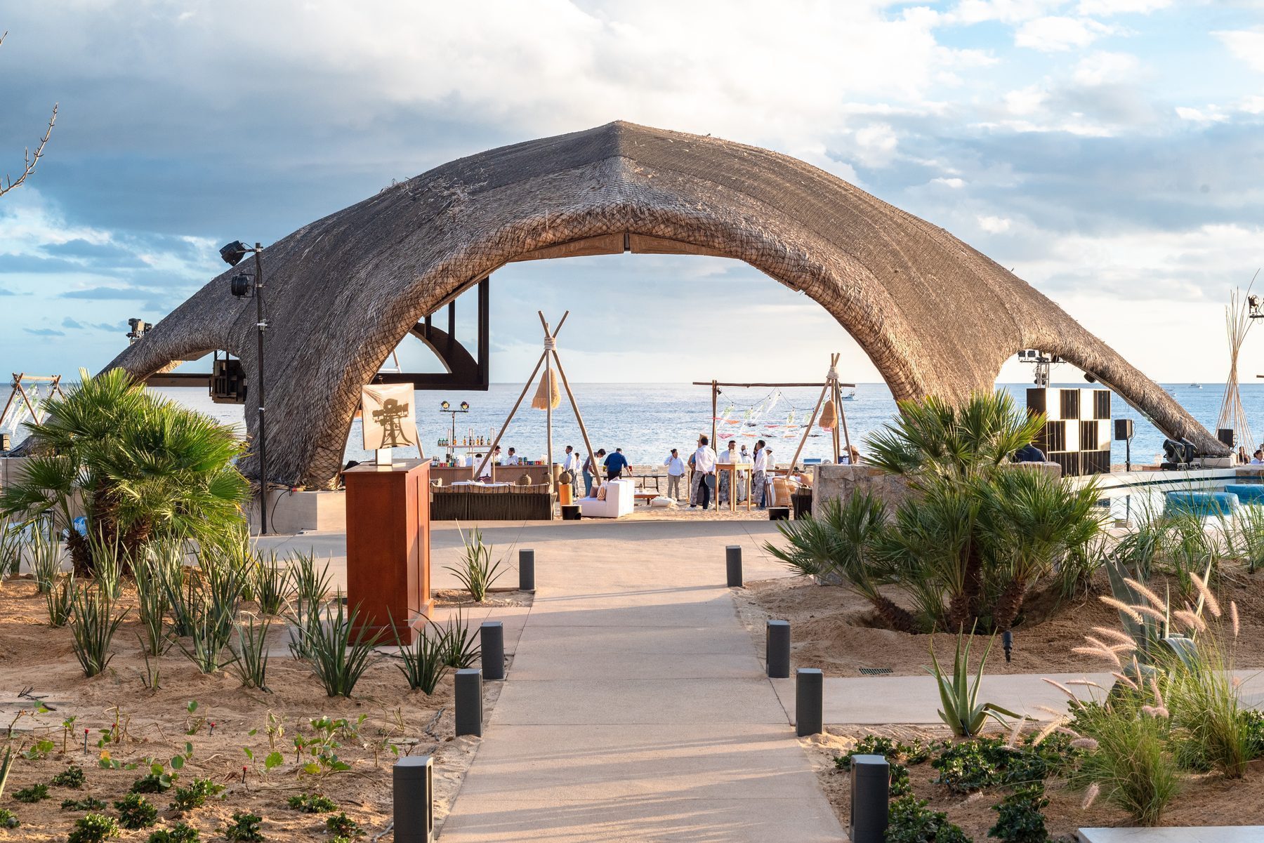 Quivira Los Cabos Pacific Side gated golf community and beach clubs