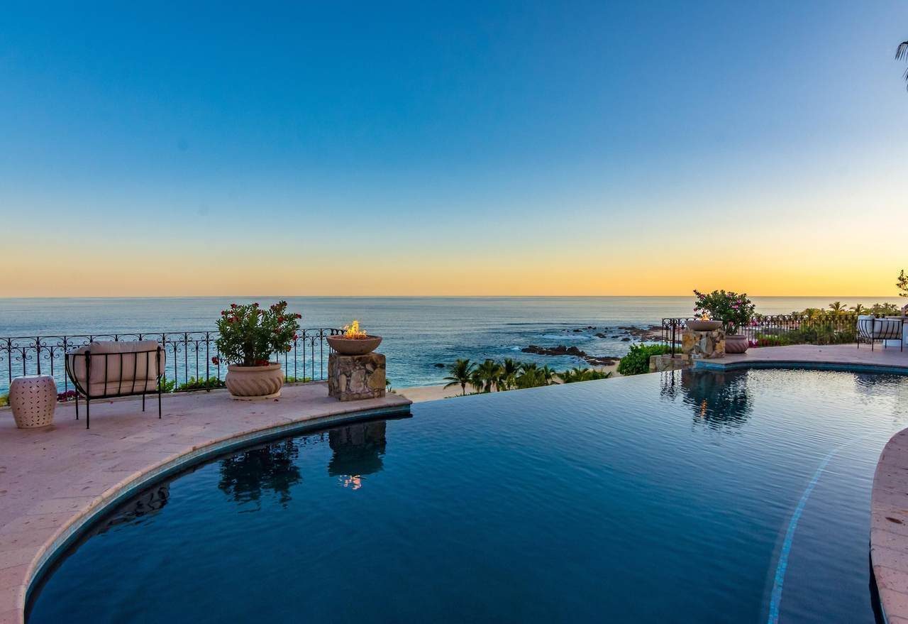Villas del Mar Palmilla beachfront luxury estate with infinity pool and Sea of Cortez views