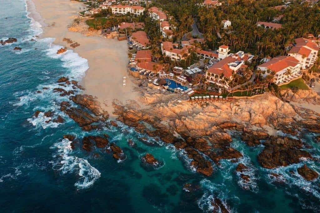 Palmilla luxury homes in the Los Cabos Tourist Corridor