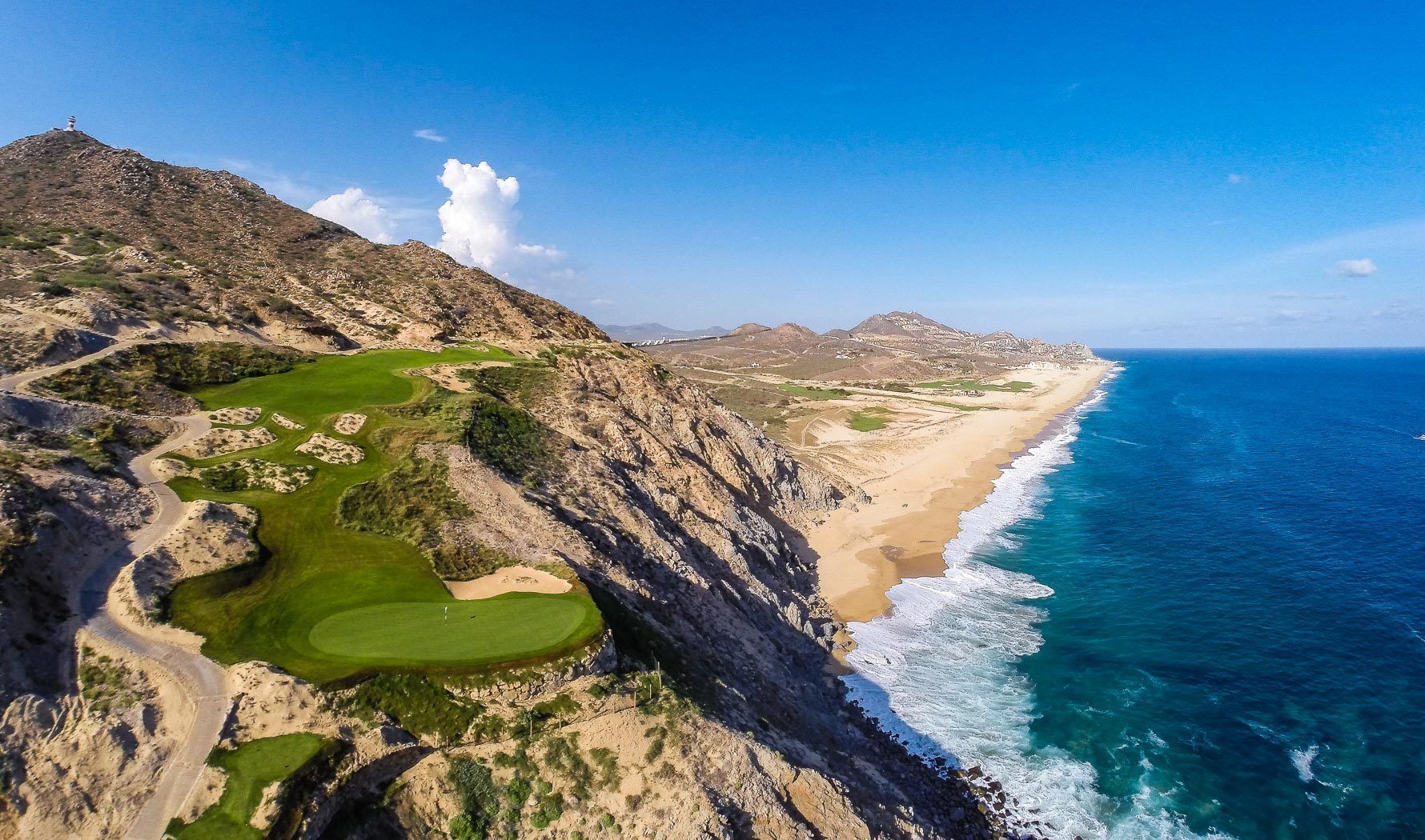 Quivira Cabo San Lucas Jack Nicklaus golf course on Pacific cliffs